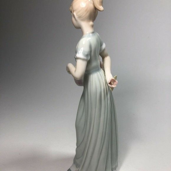 GARDEN PARTY FIGURINES by House Of Lloyd VINTAGE - Picture 2 of 12